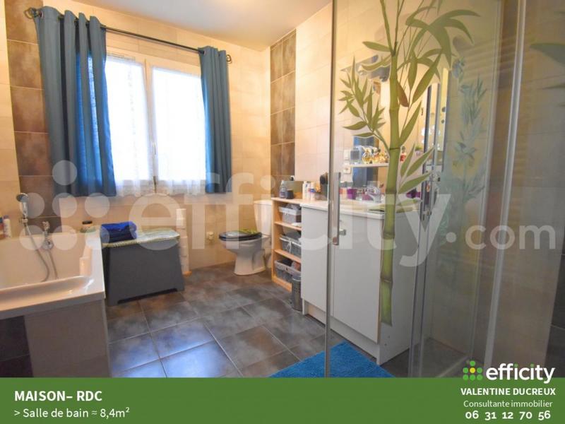 Pavillon - 142 m² - 6 pièces