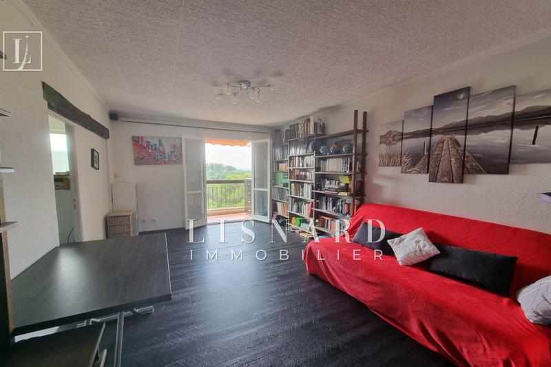 Appartement - 76 m² - 4 pièces