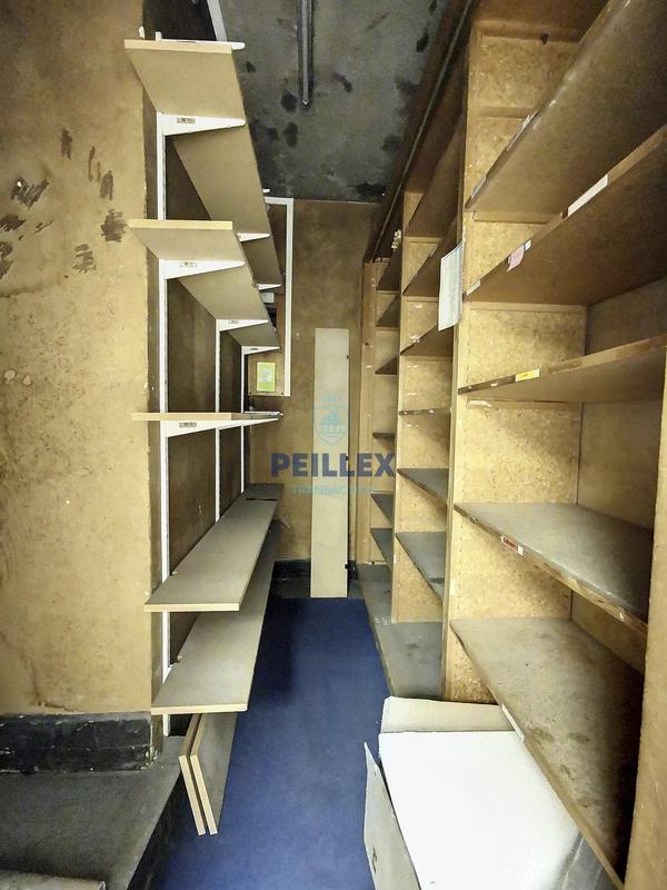 Local commercial - 88 m² - 4 pièces