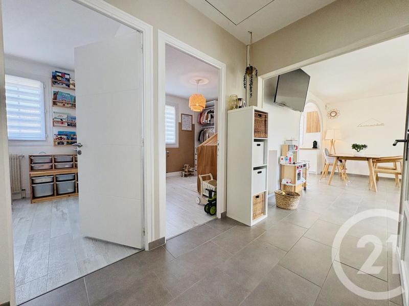 Maison - 110 m² - 6 pièces