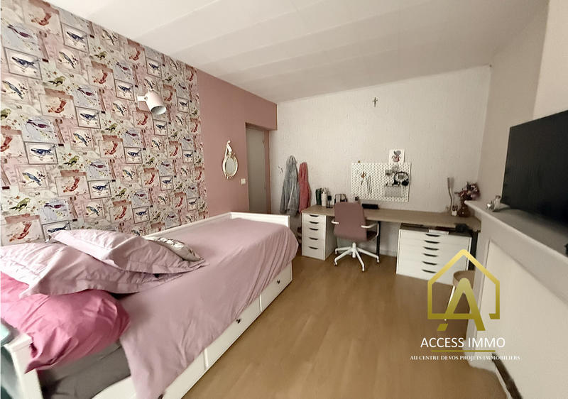 Maison - 144 m² - 8 pièces