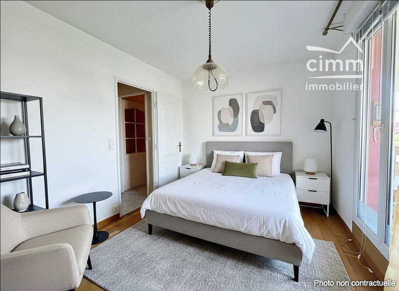 Appartement - 82 m² - 4 pièces