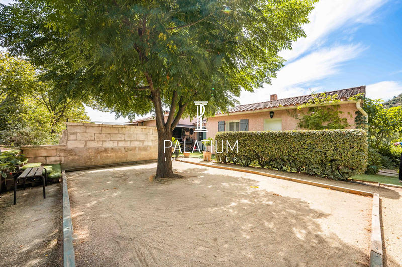 Villa - 150 m² - 6 pièces