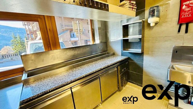 Fonds de commerce - 100 m²