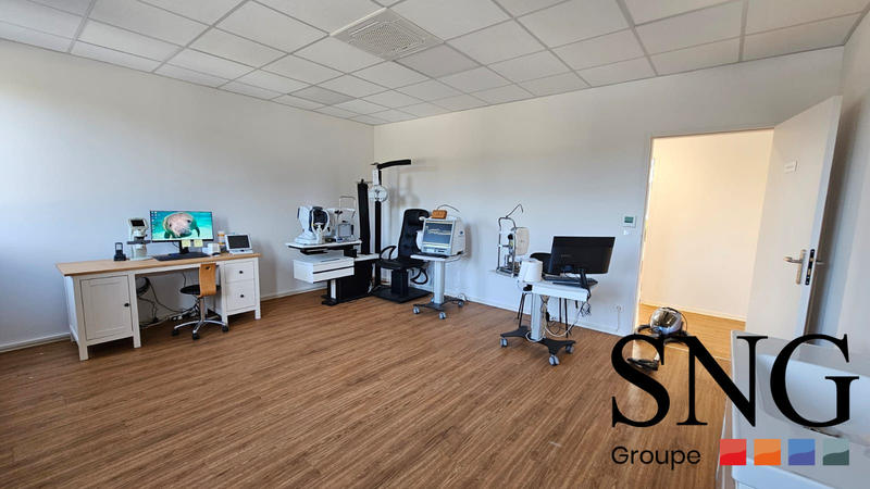 Local d'activités - 148 m²