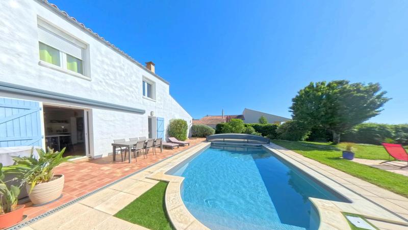 Maison - 174 m² - 6 pièces