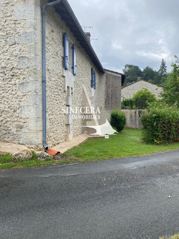 Maison de village - 116 m² - 6 pièces