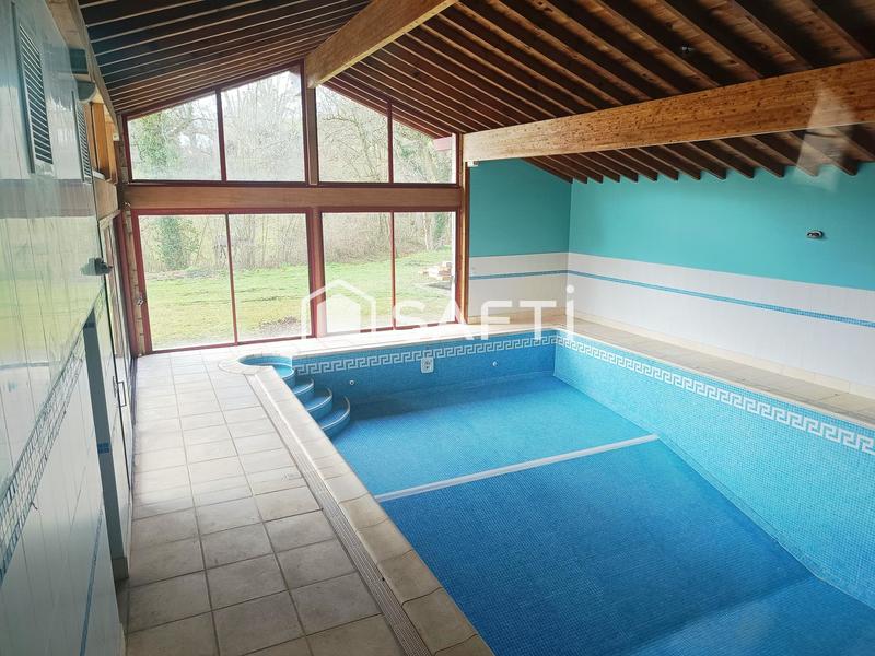 Villa - 650 m² - 11 pièces