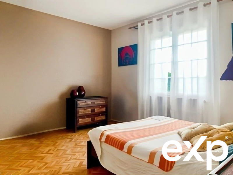 Maison - 174 m² - 6 pièces