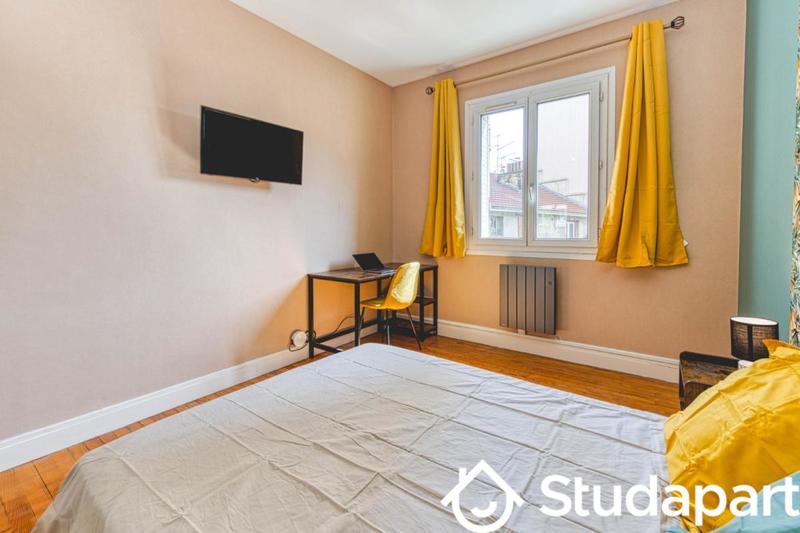 Chambre - 12 m² - 1 pièce