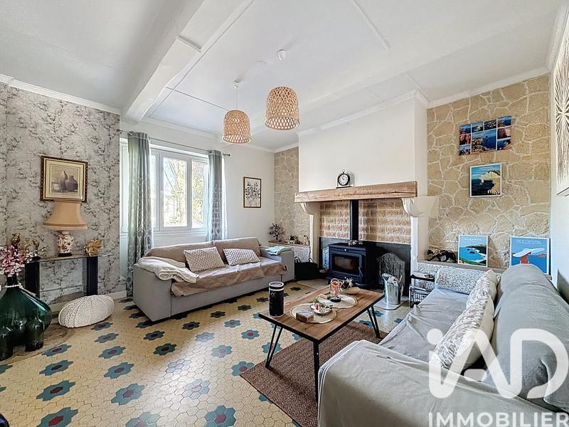 Maison - 290 m² - 6 pièces