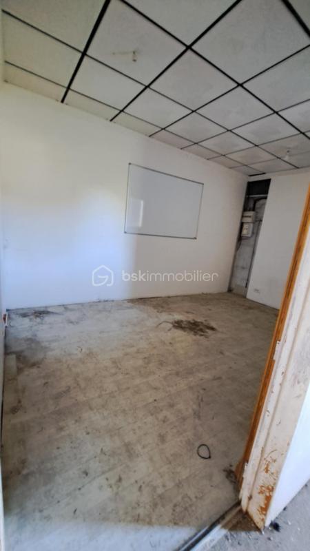 Maison - 212 m² - 3 pièces