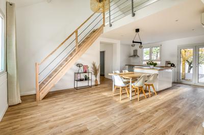 Maison traditionnelle - 110 m² - 5 pièces