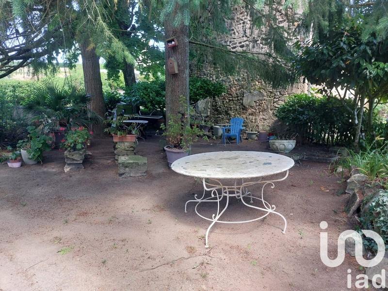 Maison - 198 m² - 9 pièces