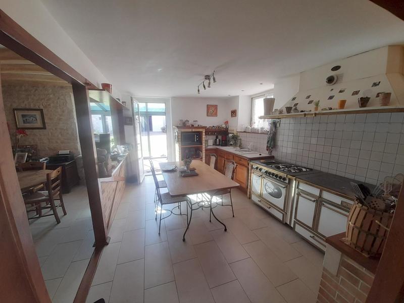 Maison de maîtres - 276 m² - 10 pièces