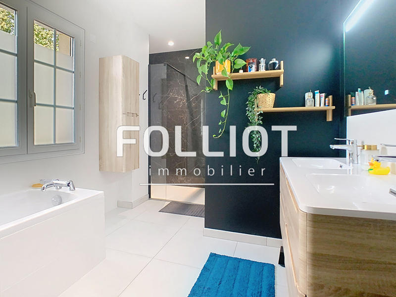 Maison - 160 m² - 7 pièces