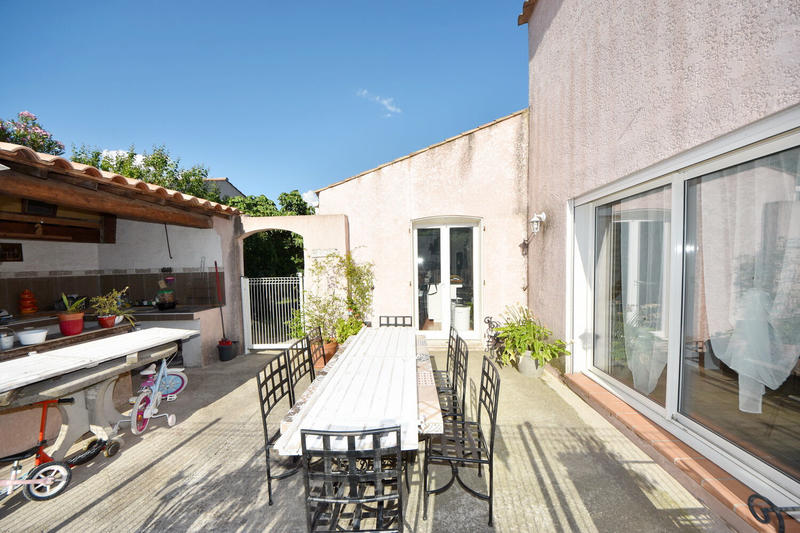 Maison - 161 m² - 7 pièces