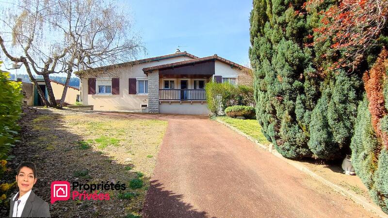 Maison - 111 m² - 6 pièces