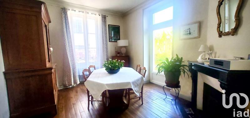 Maison - 182 m² - 10 pièces