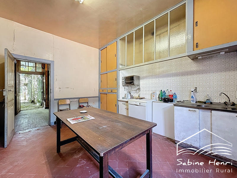 Maison ancienne - 238 m² - 10 pièces