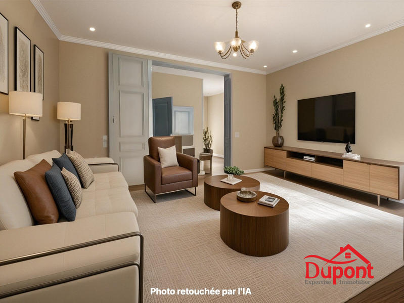 Maison traditionnelle - 160 m² - 9 pièces