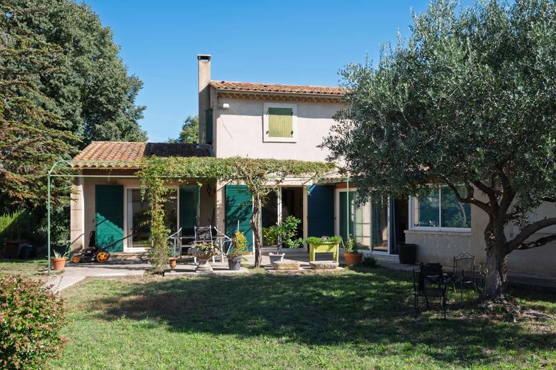 Maison - 255 m² - 3 pièces