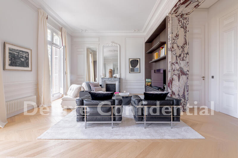 Appartement - 161 m² - 4 pièces