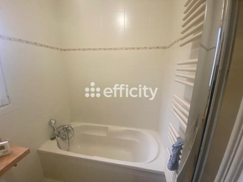 Appartement - 144 m² - 6 pièces