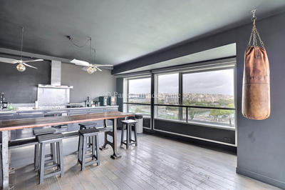 Appartement - 93 m² - 3 pièces