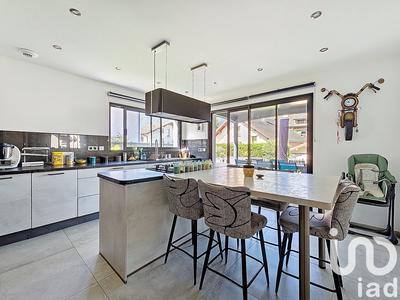 Maison - 160 m² - 6 pièces