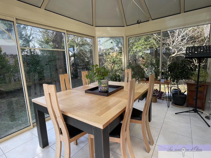 Maison - 195 m² - 7 pièces