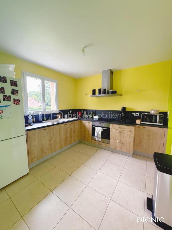 Maison traditionnelle - 95 m² - 5 pièces