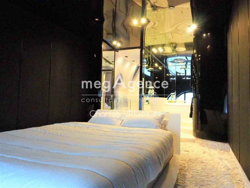 Appartement - 107 m² - 4 pièces