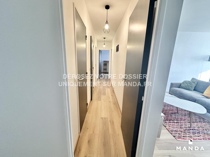 Chambre - 10 m² - 4 pièces