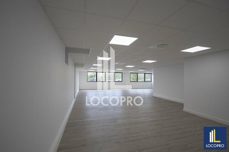 Bureau - 150 m²