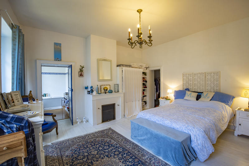 Maison - 826 m² - 19 pièces