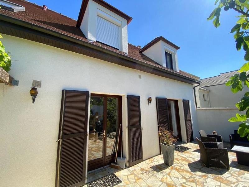 Maison - 168 m² - 5 pièces