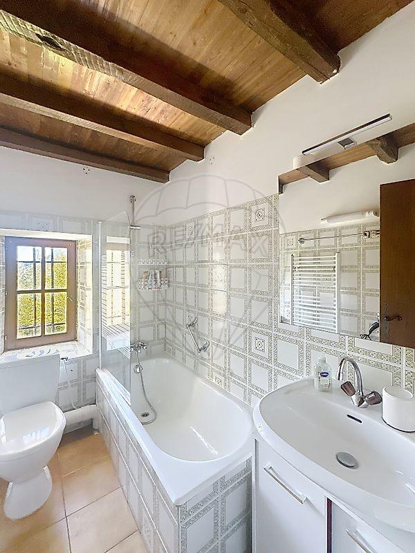 Propriété - 128 m² - 6 pièces