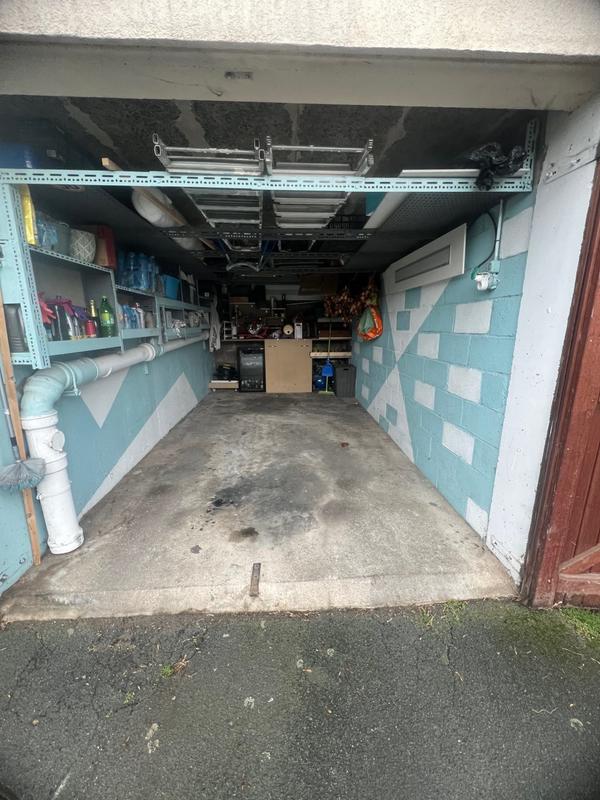 Parking / Garage - 14 m²