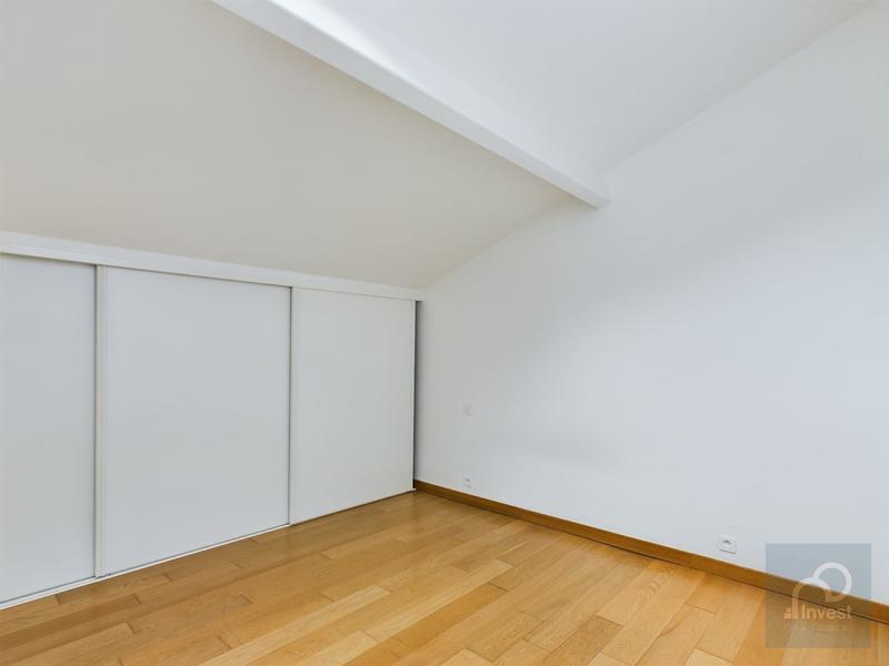 Duplex - 161 m² - 12 pièces