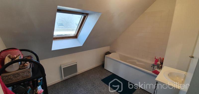 Maison - 102 m² - 6 pièces