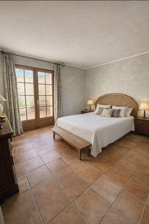 Villa - 185 m² - 5 pièces