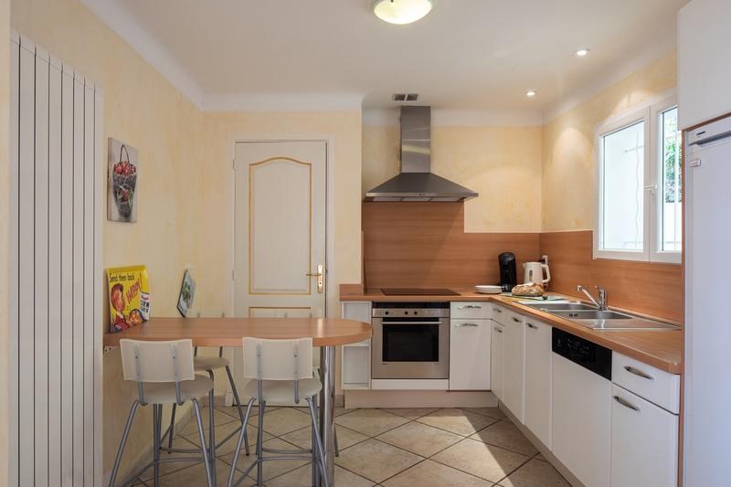 Maison - 320 m² - 11 pièces