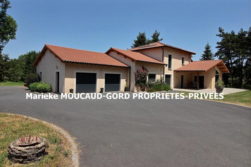 Maison - 195 m² - 8 pièces