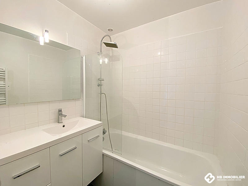 Appartement - 70 m² - 3 pièces