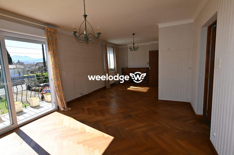 Maison - 123 m² - 10 pièces