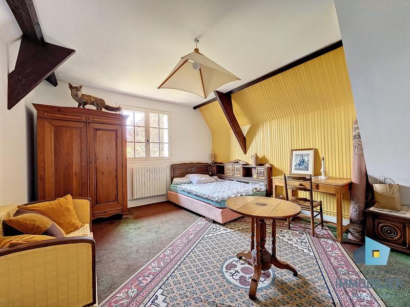 Maison - 175 m² - 7 pièces