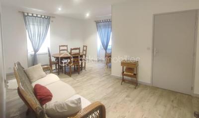 Appartement - 60 m² - 2 pièces