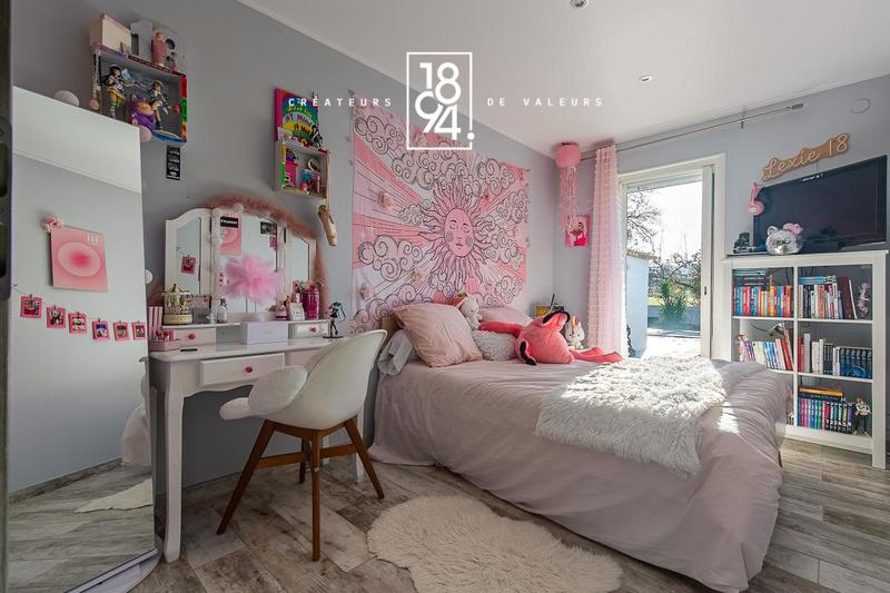 Maison - 90 m² - 4 pièces