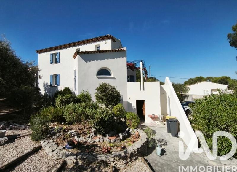 Maison - 145 m² - 5 pièces